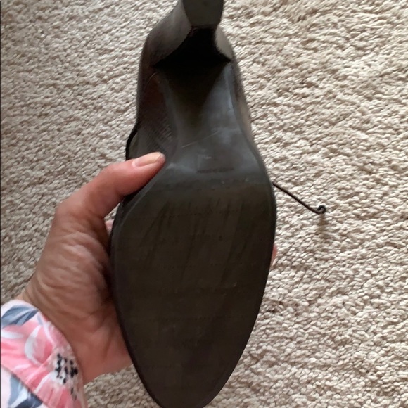 STUART WEITZMAN brown/copper python embossed heels - Picture 6 of 6